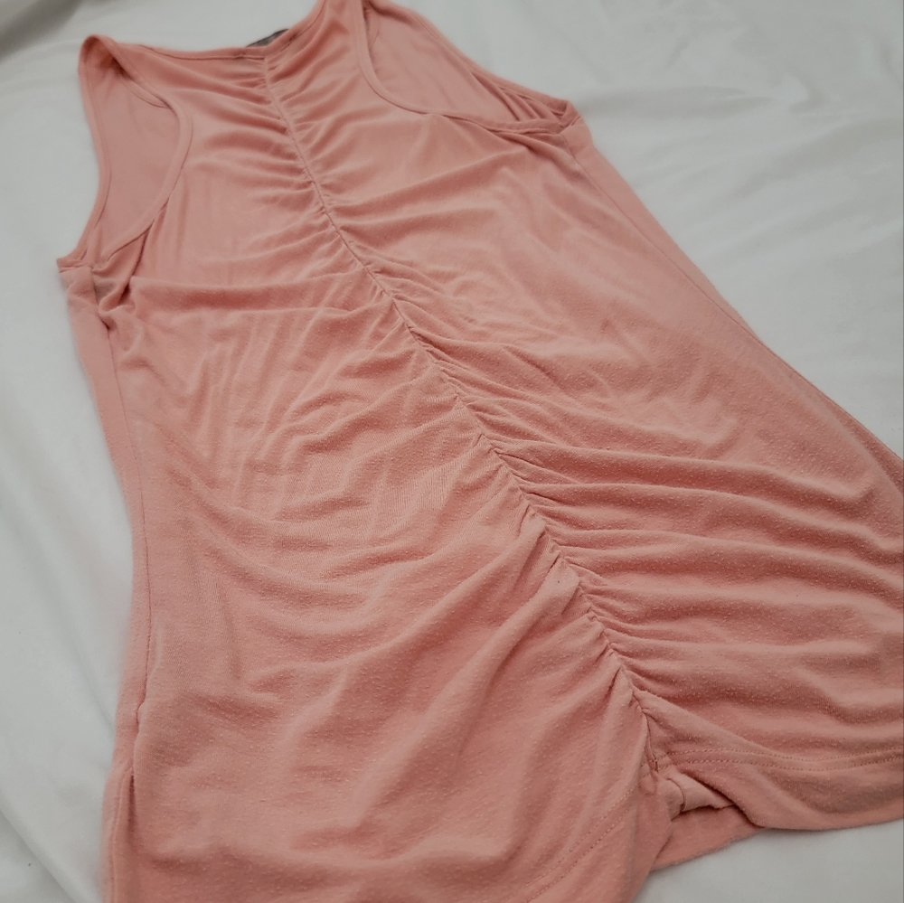 Runched-back Tank